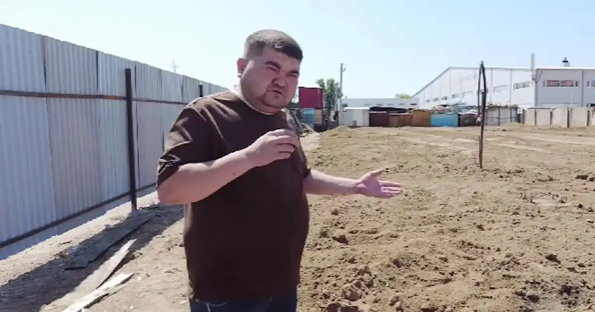 БҚО-да блогер әкімнен ақша бопсалаған