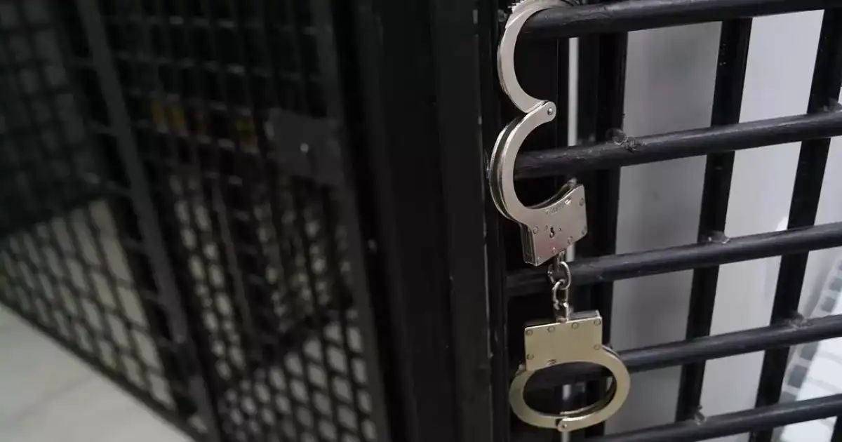 ШҚО-да екі жыл бойы өзен арнасын бұрып, заңсыз алтын өндіргендер қамауға алынды