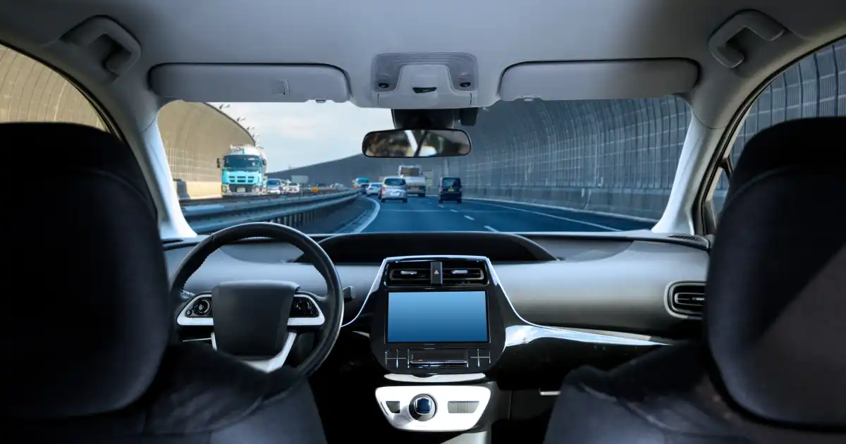 Қазақстанда «smart» жолдар салынып, пилотсыз көліктер жүре бастайды