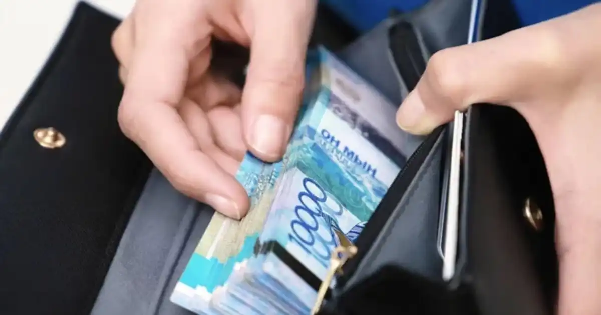 Шотындағы ақша айналымы 2 миллион теңгеден асқан қазақстандықтарды салық органдары тексереді
