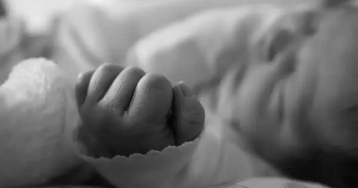 Астанада кәріз жүйесінен нәрестенің мәйіті табылды: 29 жастағы әйел ұсталды