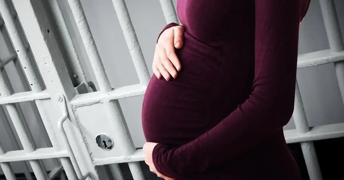 Күйеуін өлтірген жүкті әйел ақталып шықты