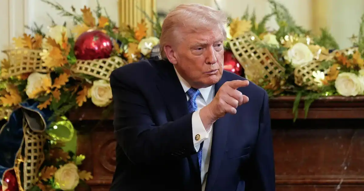 Трамп Ормуз бұғазын АҚШ аумағы деп жариялауы мүмкін екенін айтты