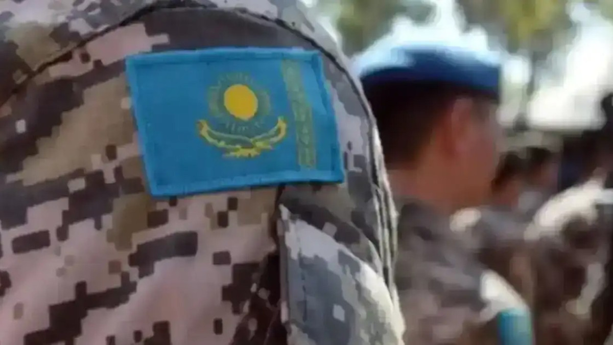 Каспийдегі қайғылы оқиға: қаза тапқан әскерилердің аты-жөні жарияланды