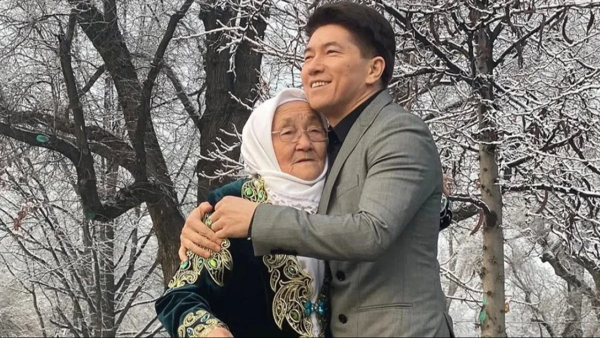 Сәкен Майғазиевтің анасы дүниеден өтті