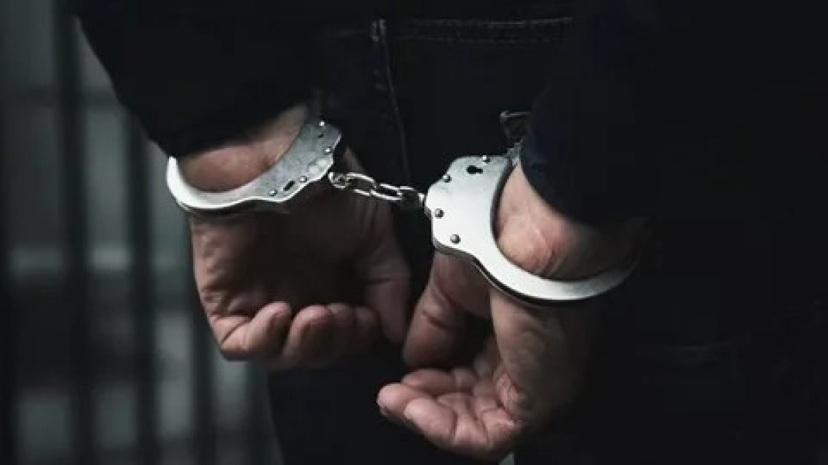 Әйелінен таяқ жеген ер адам 10 тәулікке қамауға алдынды