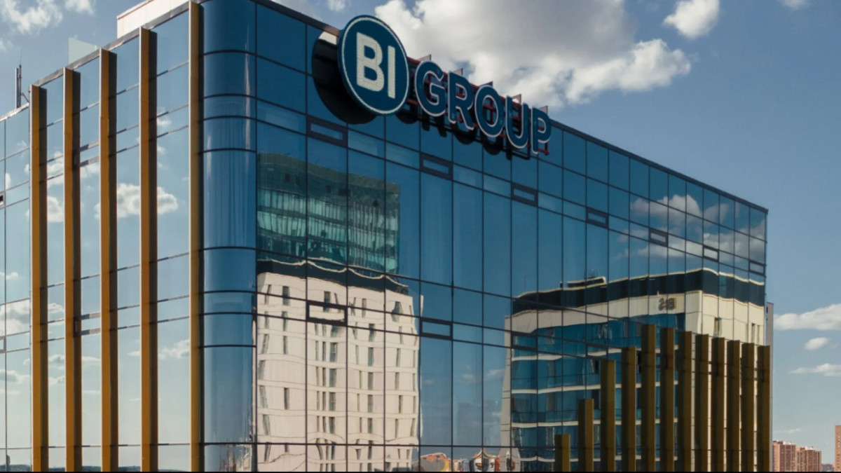 «Шығынды кім өтейді»: Астанада BI Group салған үйдің тұрғындары жарықсыз қалып, техникалары күйіп кеткен